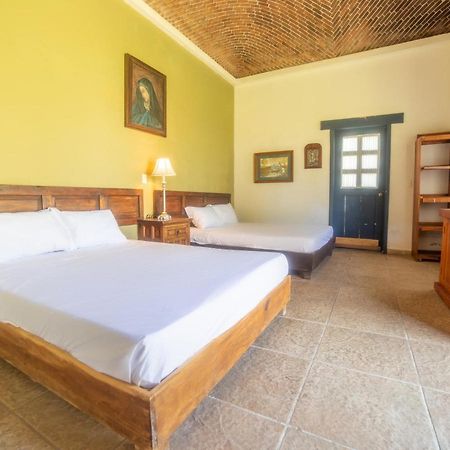 Hotel Hacienda Tzintzimeo Morelia Esterno foto
