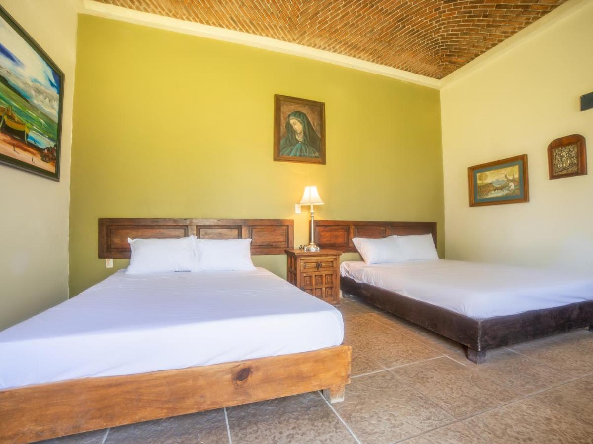 Hotel Hacienda Tzintzimeo Morelia Esterno foto