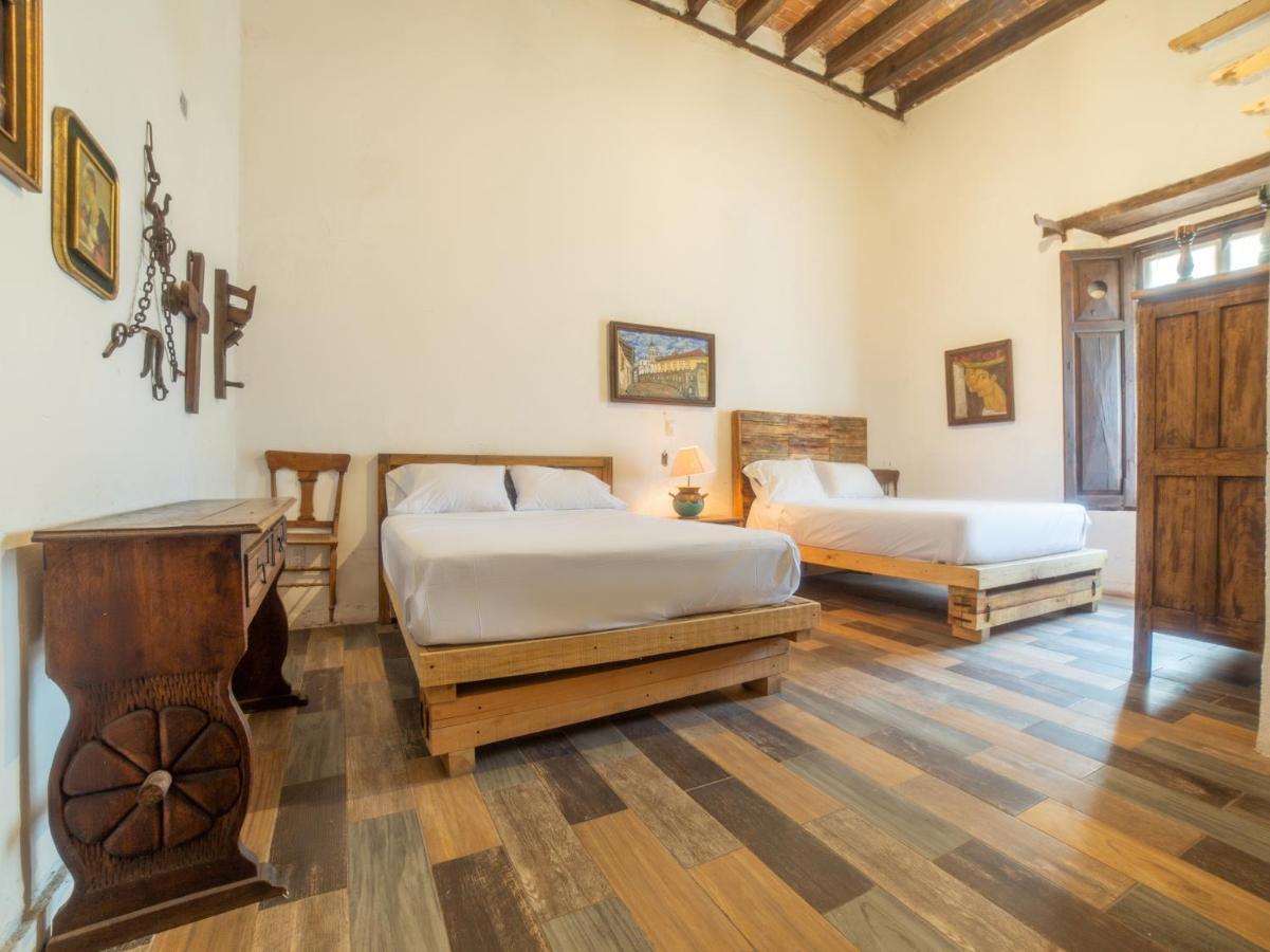 Hotel Hacienda Tzintzimeo Morelia Esterno foto